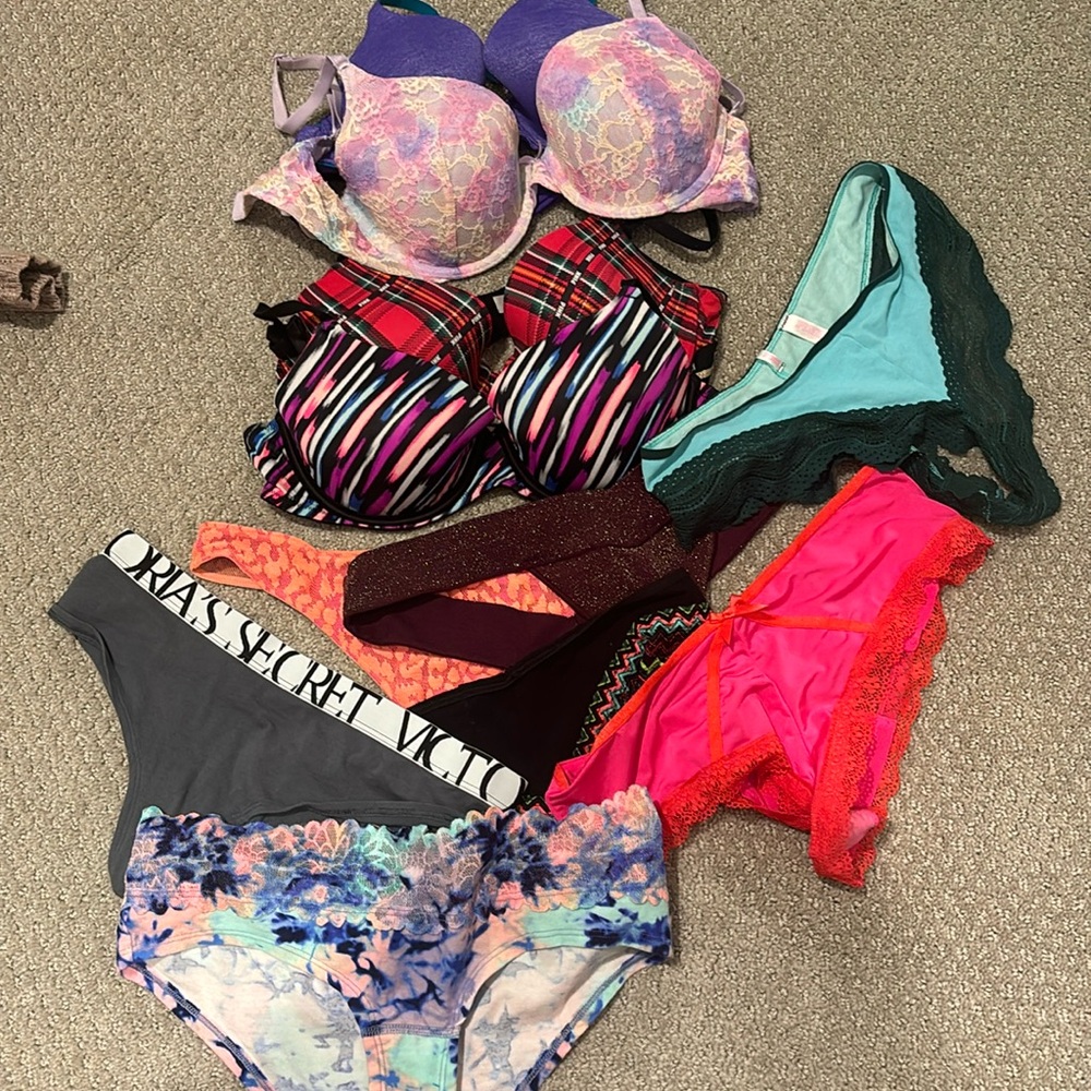 Victoria’s Secret Bundle